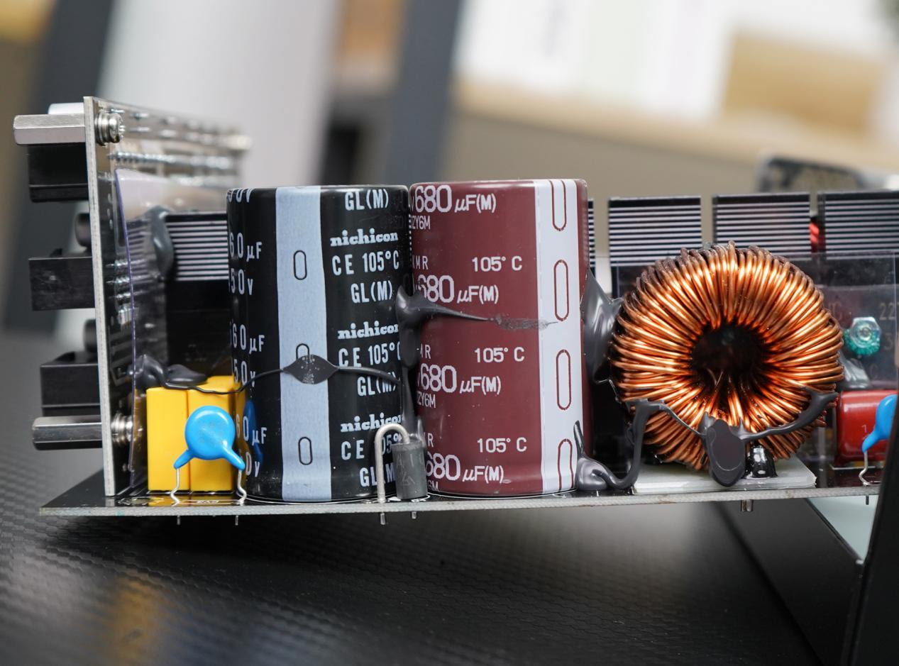 白色电源850w全模组atx3.0质保10年,10年质保atx电源