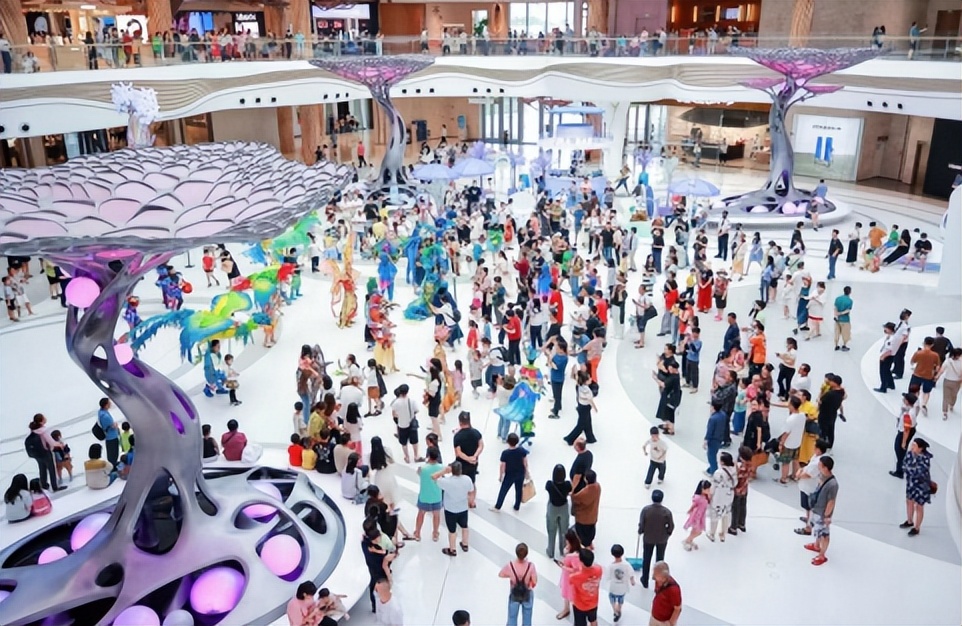 海口国际免税城五一假期第一天 (海口国际免税城将于10月28日开业)