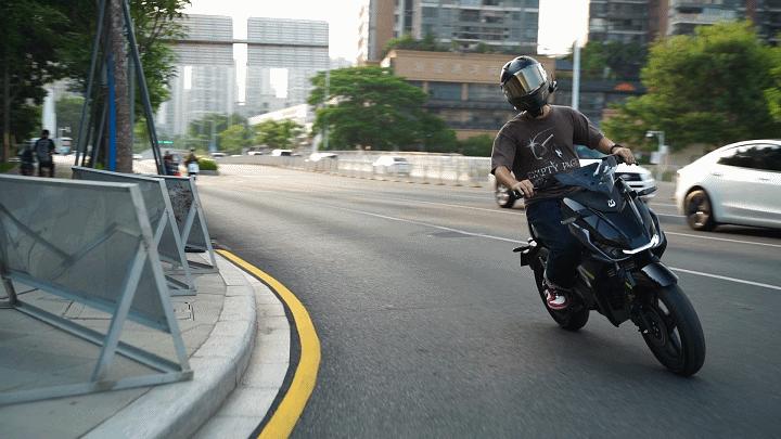 斐兔fw-06对比e300p速度,斐兔电摩fw-03续航能力