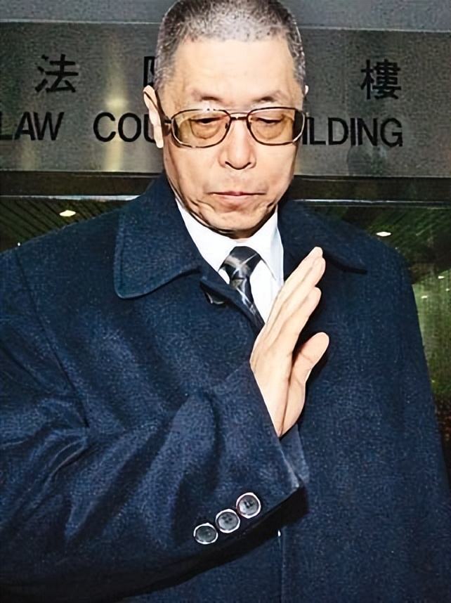 钢琴家刘诗昆：78岁娶女徒弟，81岁升级当爸爸，一家三口其乐融融