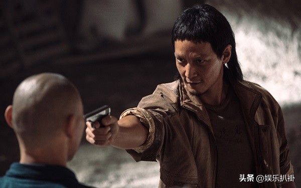 十大男星嫁富婆,娶富婆当老婆的4位男星