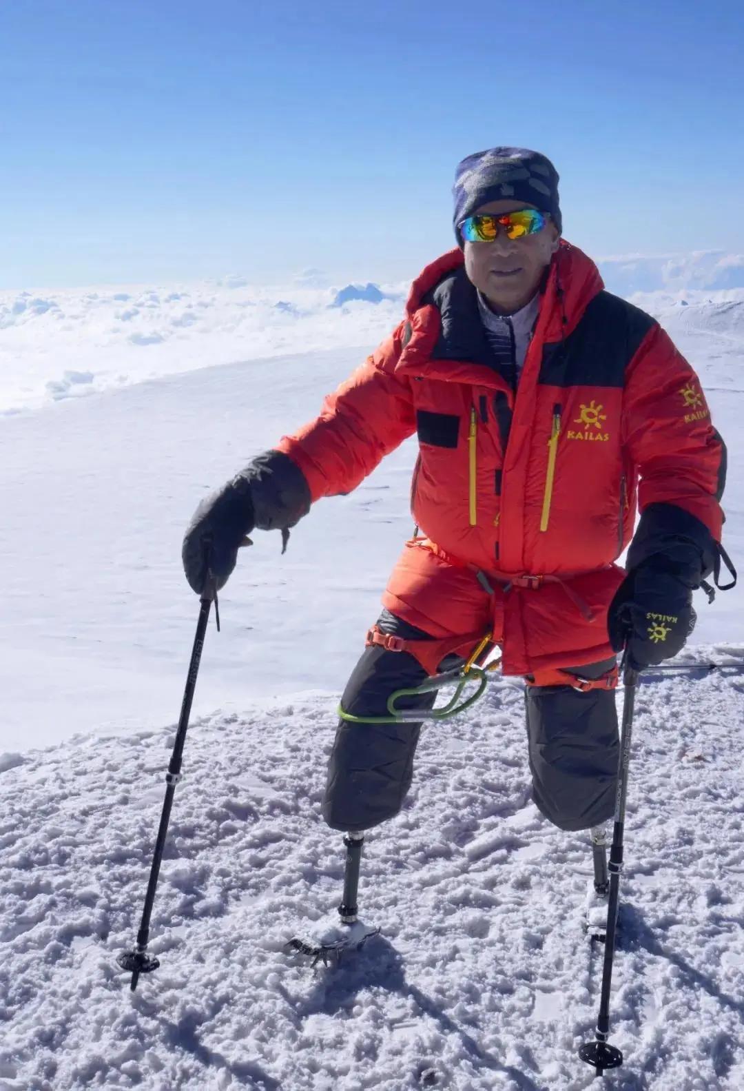 如果登顶珠穆朗玛峰有什么奖励,假如登顶