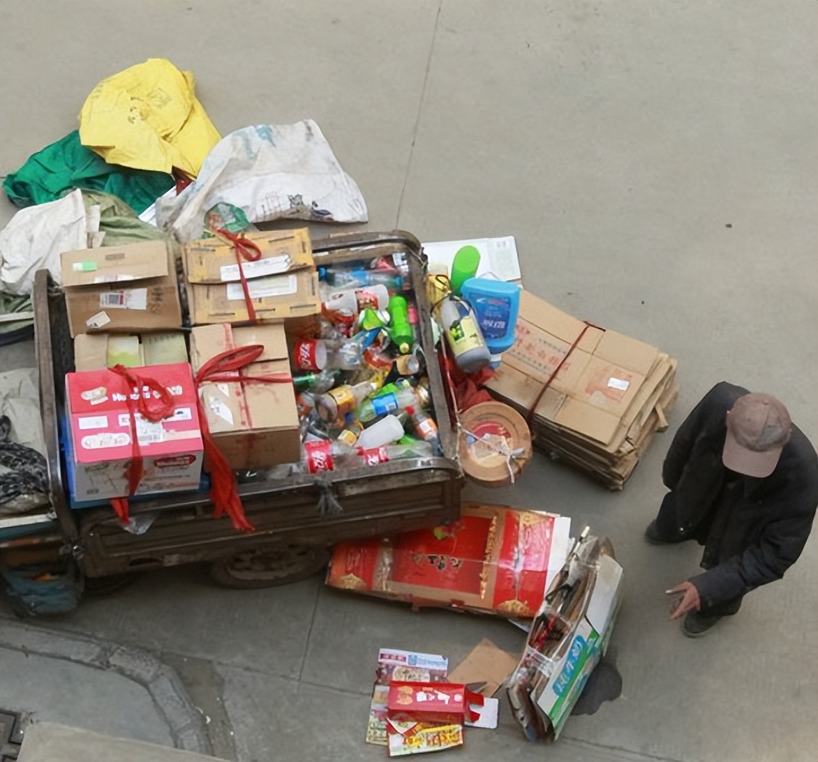 乡村人物传奇：俺们村“破烂王”王铁锤！白手起家演绎创业佳话！