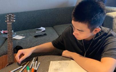 陈飞宇一家视频,陈飞宇的别墅