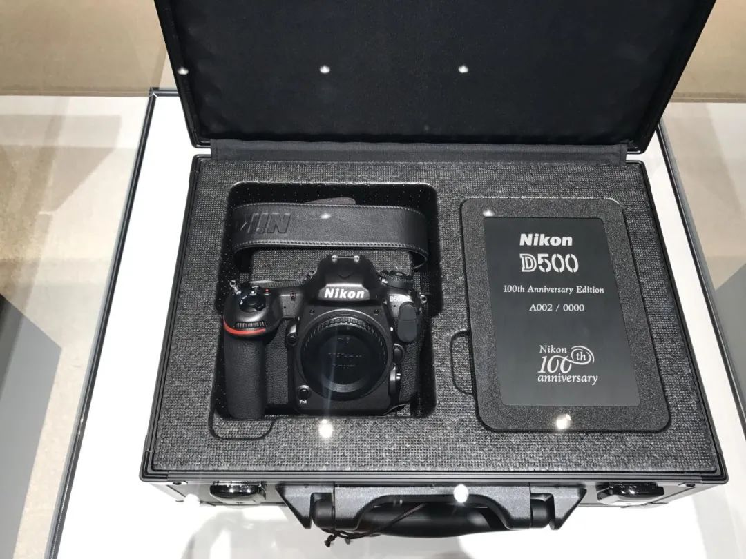 数码单反编年史黄金时代尼康,尼康数码单反最新一代是