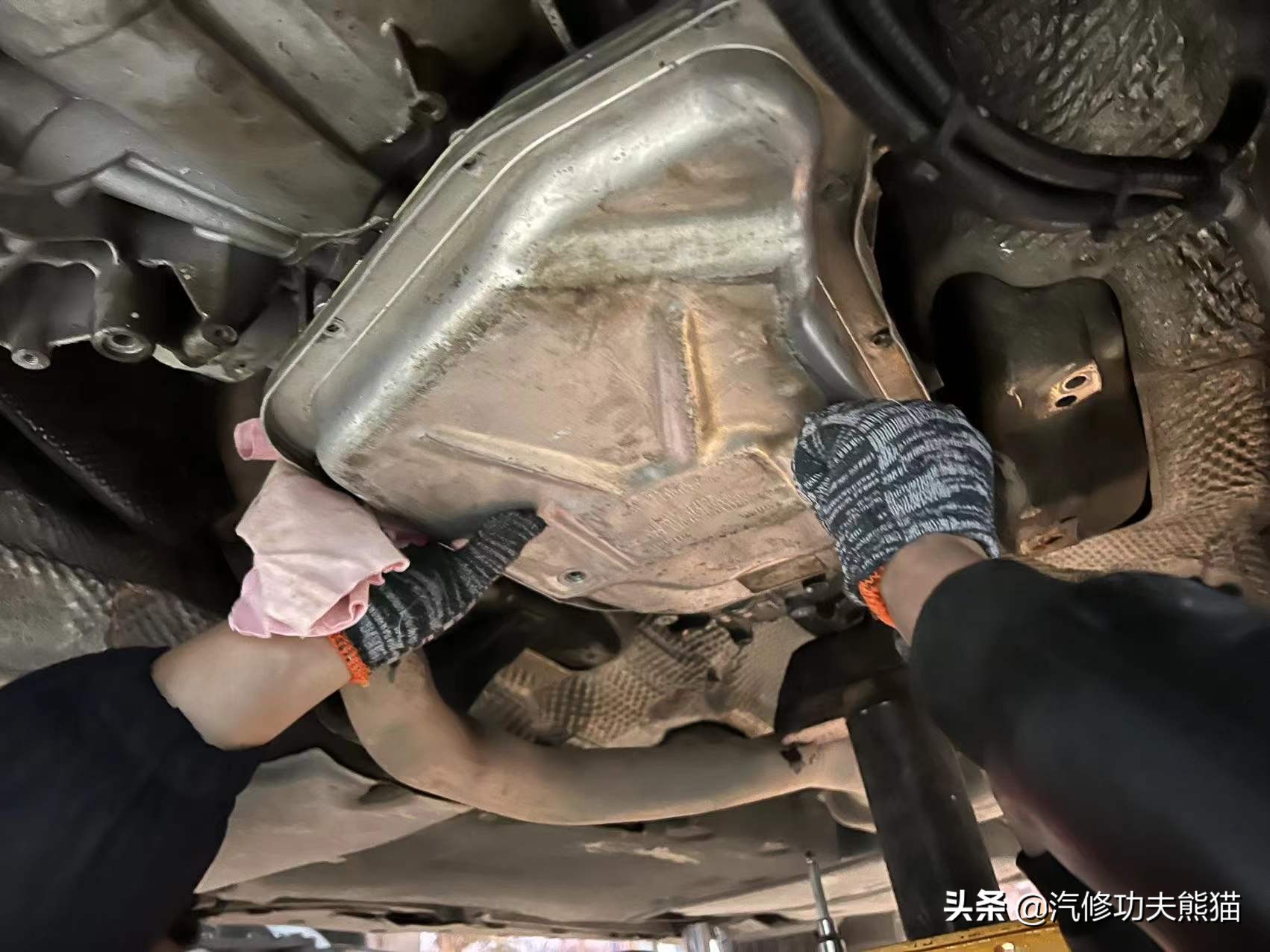 奥迪q5三代ea888烧机油是怎么回事,奥迪q5三代ea888不烧机油