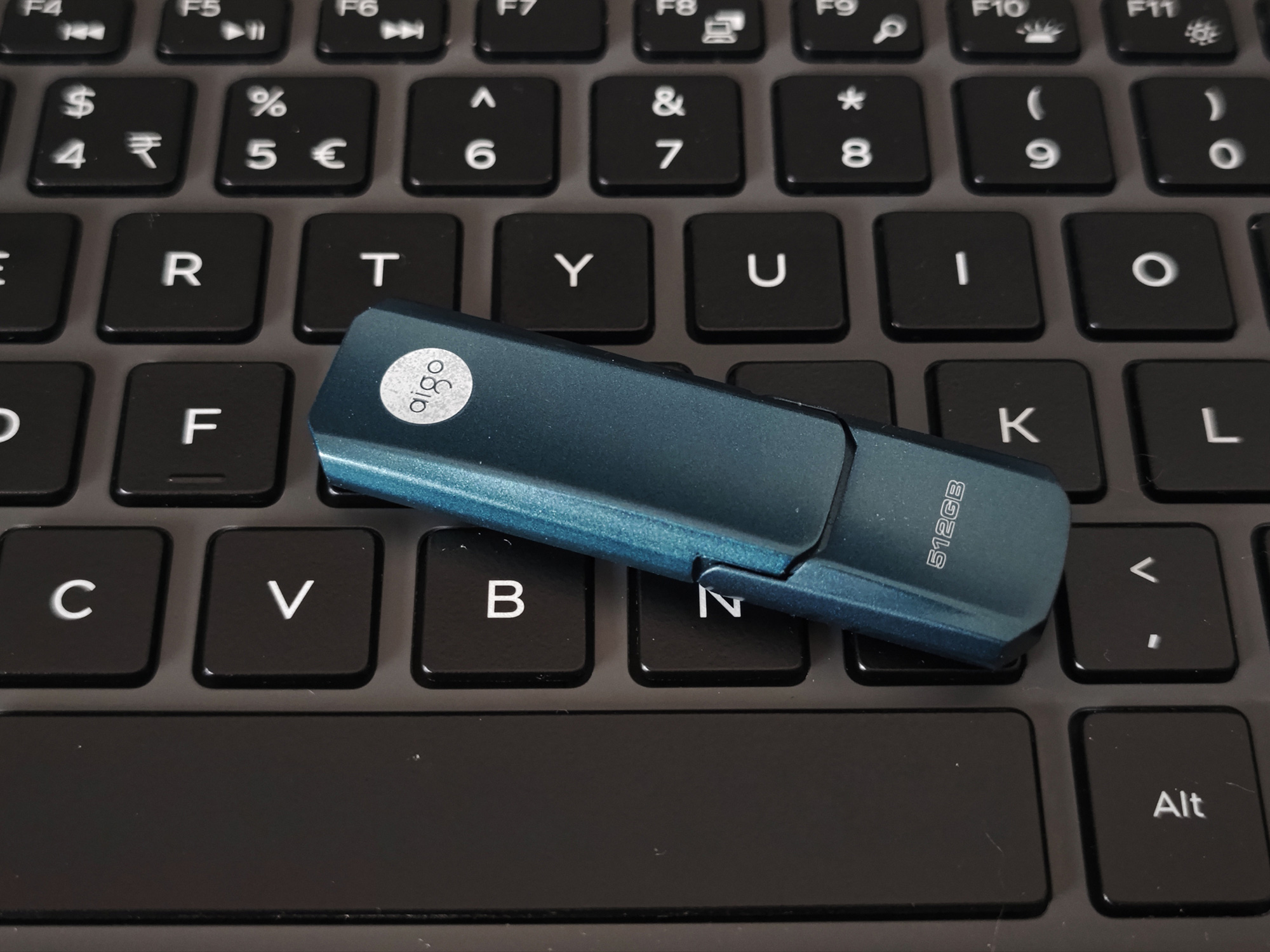 移动u盘和固态u盘有什么区别,固态u盘和普通u盘音质对比