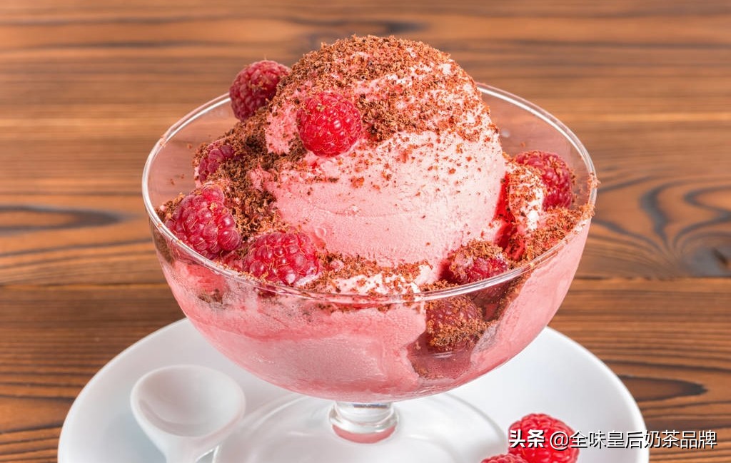 硬冰淇淋机和软冰淇淋机有啥区别,哪个品牌的冰淇淋机比较好用