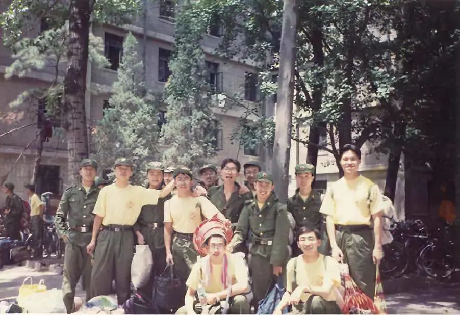 被骂了一万遍，他依旧是那个“刺儿头”