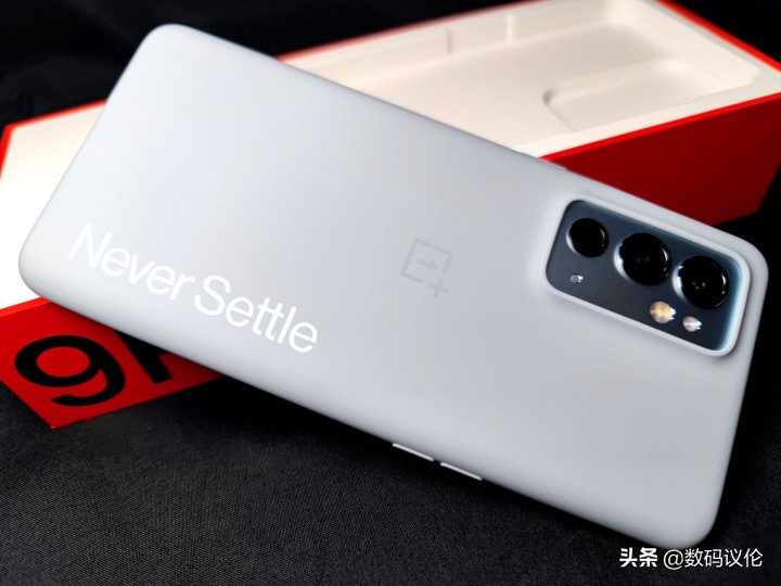 一加9rt现在到底该不该入手,一加9rt旗舰发布