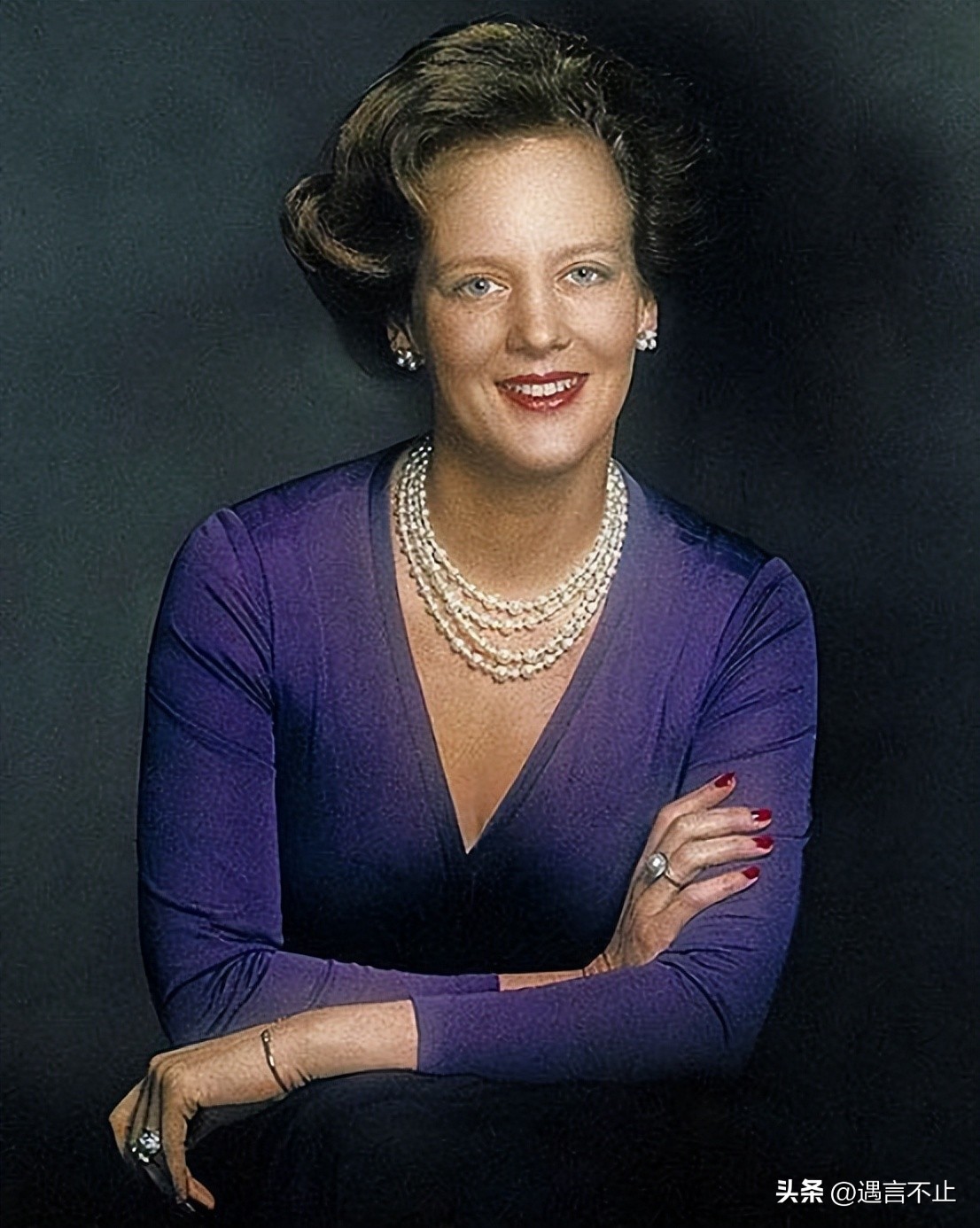 丹麦村里的小叔子爱上了嫂子？大女主女王：我从不信八卦和童话