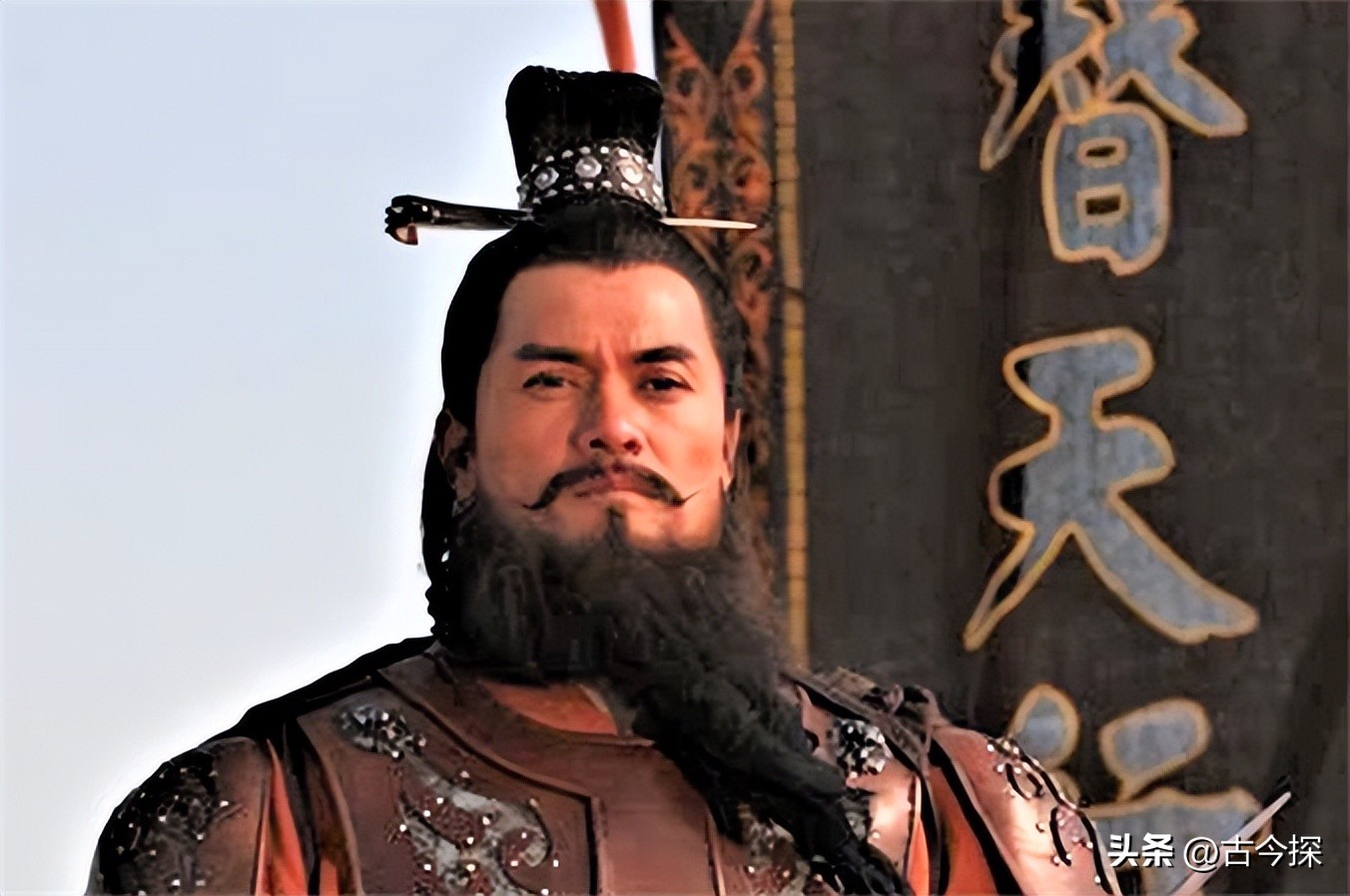 水浒传中，林冲到底是懦弱还是狠毒？毛主席的评论一针见血