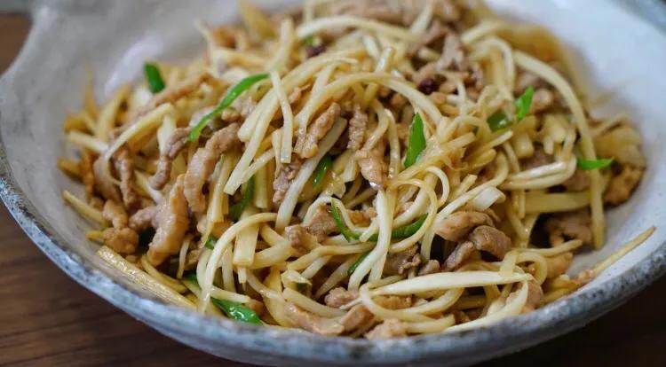 多吃时令的蔬菜可以补充什么营养,多吃应季蔬菜有益健康