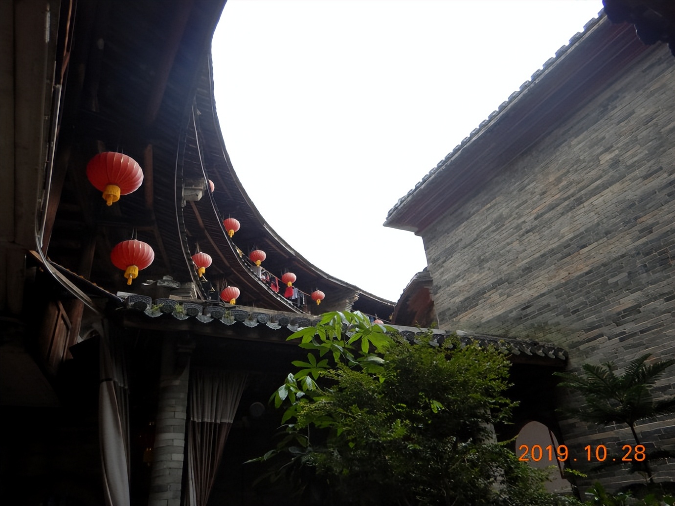 走进世界文化遗产之一福建永定客家土楼