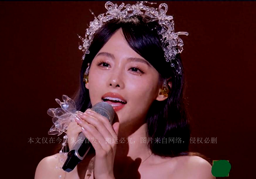 瞿颖和ella,瞿颖穿红色长裙