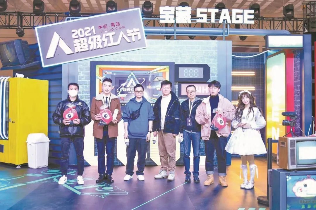 飞博共创,飞博共创年会