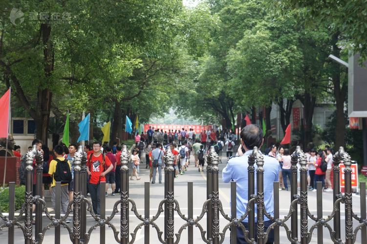 “浙江最狂高中生”提前20分交卷，直言高考题垃圾，最终考多少分