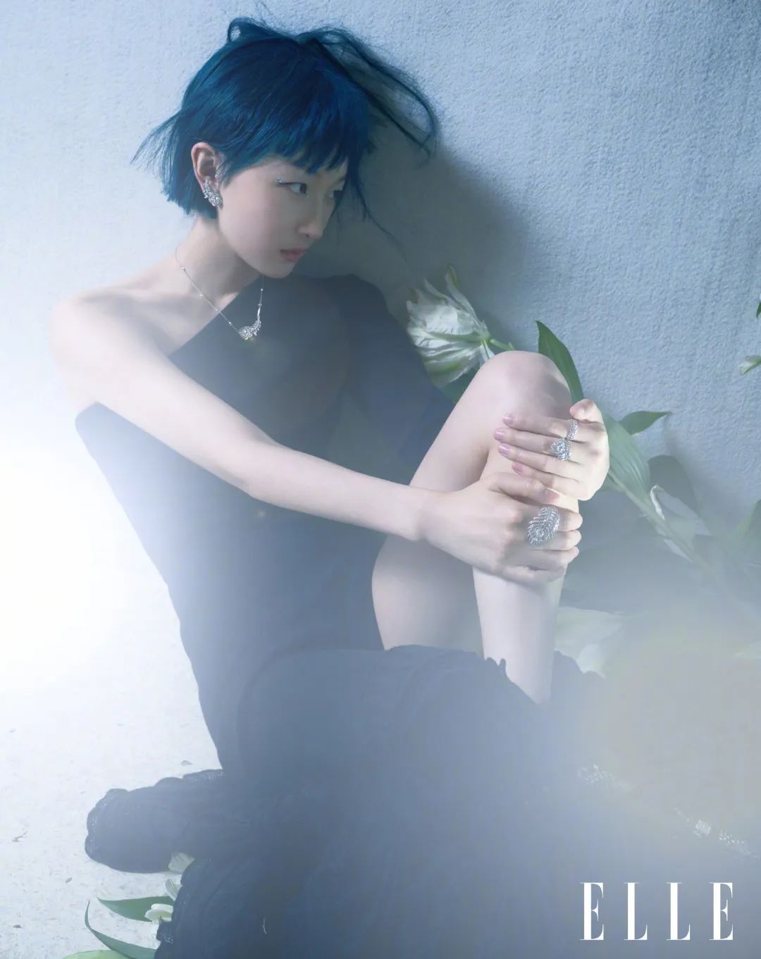 赵丽颖一头红发绚丽吸睛,赵丽颖红发造型