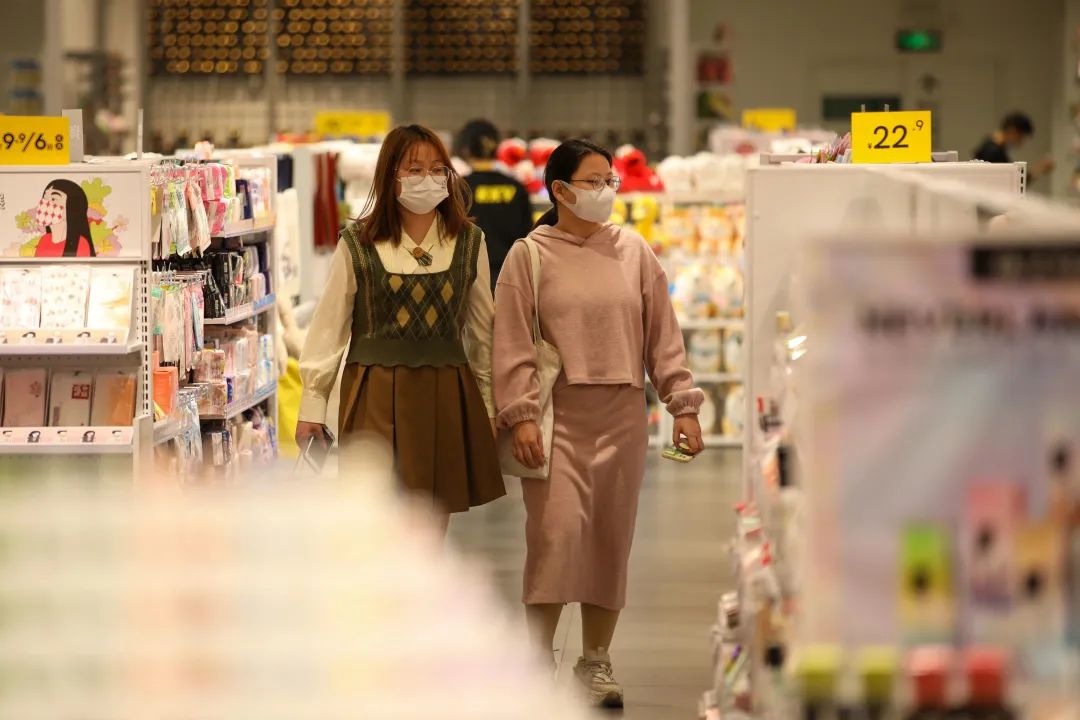 来到深圳宝安区可以去哪逛一逛,深圳哪个商圈最适合逛吃