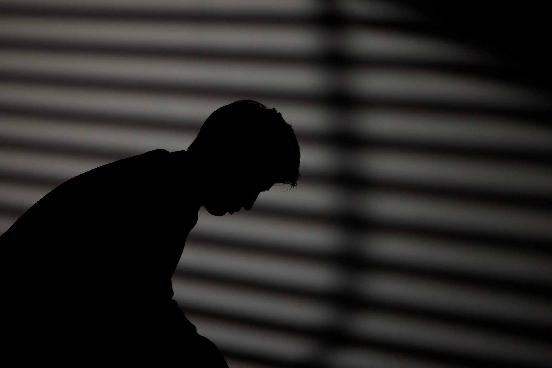 男子以合伙做生意为名诈骗80万,男子为投资被骗300万