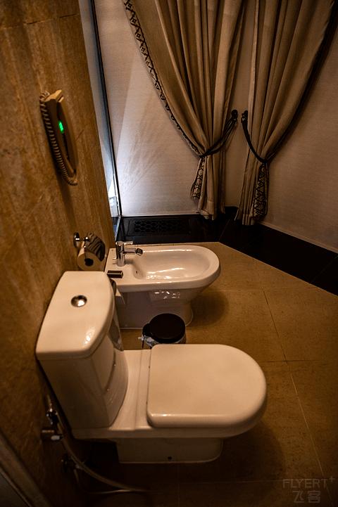 哈伊马角利兹卡尔顿,哈伊马角沙漠丽思卡尔顿酒店