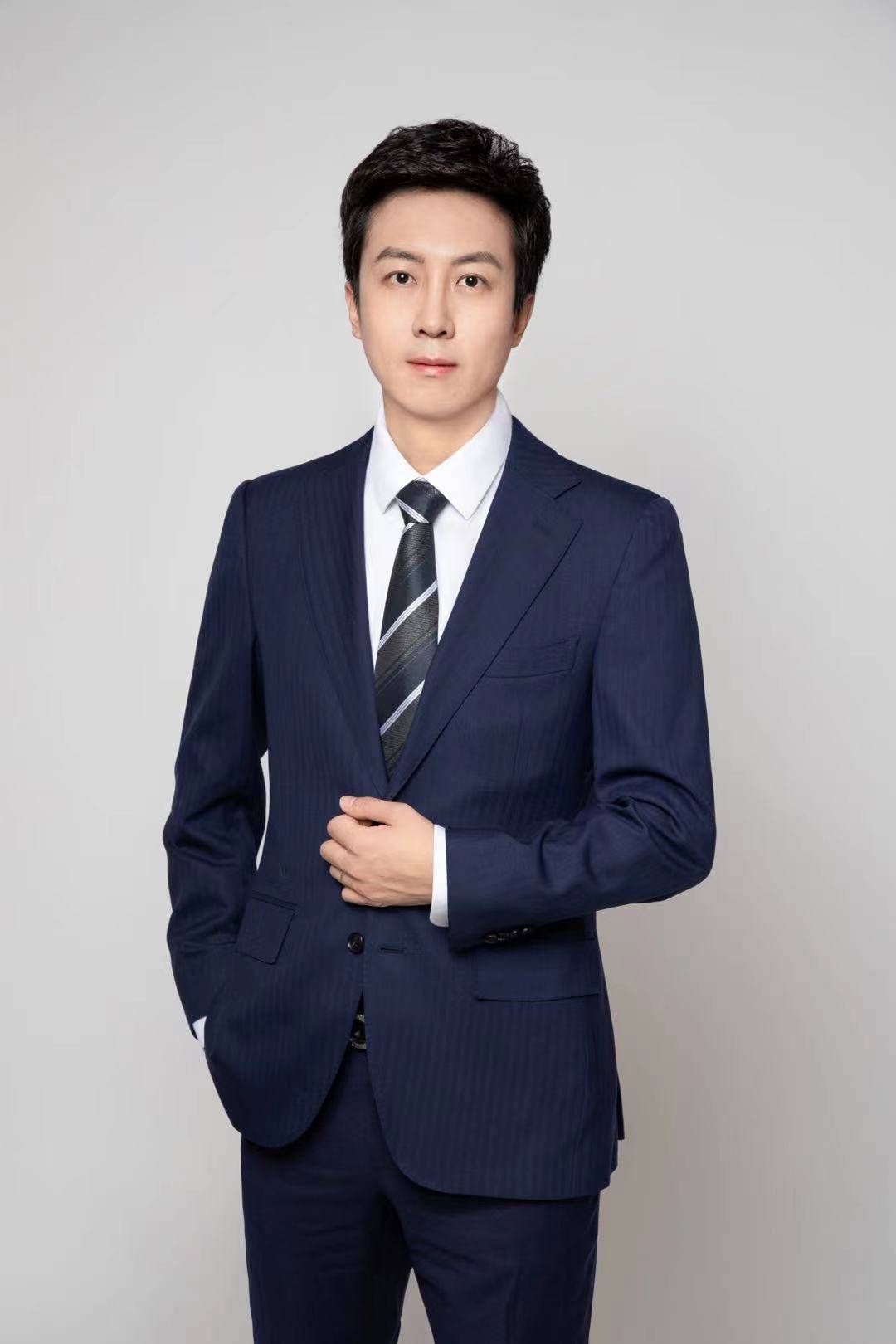 2023物业论坛丨新希望服务李红佳：坚定民生定位，强化深耕成都战略