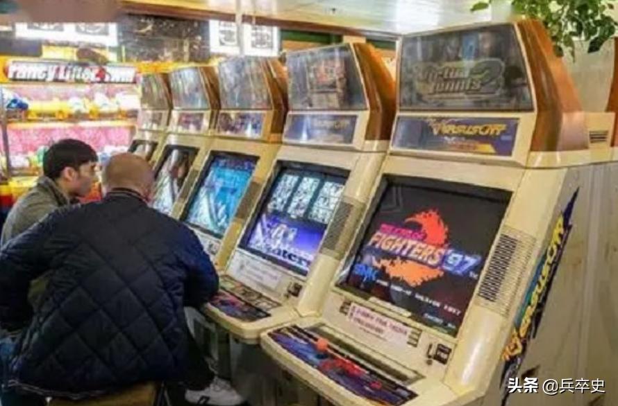 32岁小伙沉迷网络游戏死亡,网吧网瘾少年猝死的案例