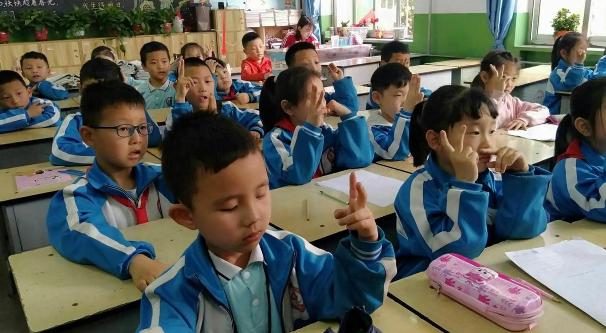 孩子学习总“溜号”，专注力差是关键，牢牢掌握3个方法，很有用