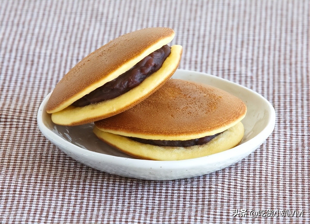 怎样做出哆啦a梦同款的铜锣烧,两种方法制作哆啦a梦记忆面包