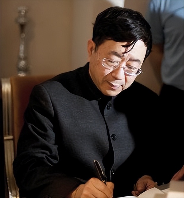 余秋雨看病经历,余秋雨住院感悟