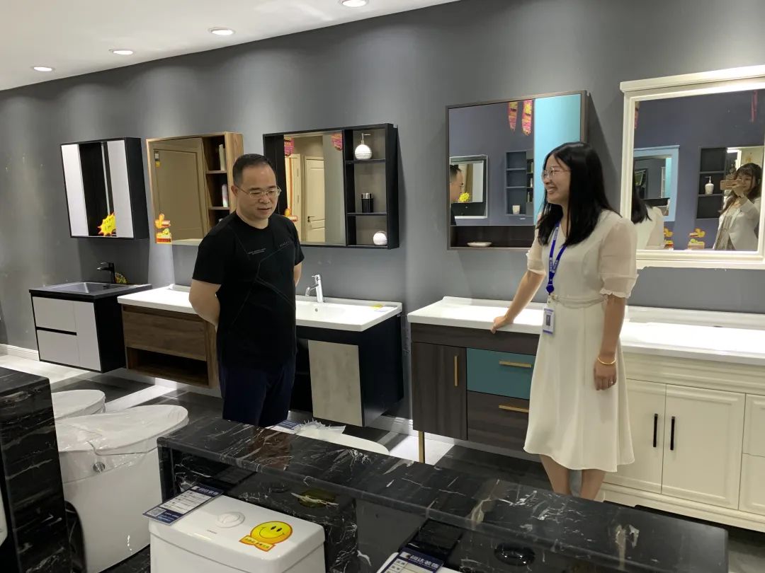 大易咨询陈义红老师辅导动态：枣庄阔达装饰升级组织架构与产品