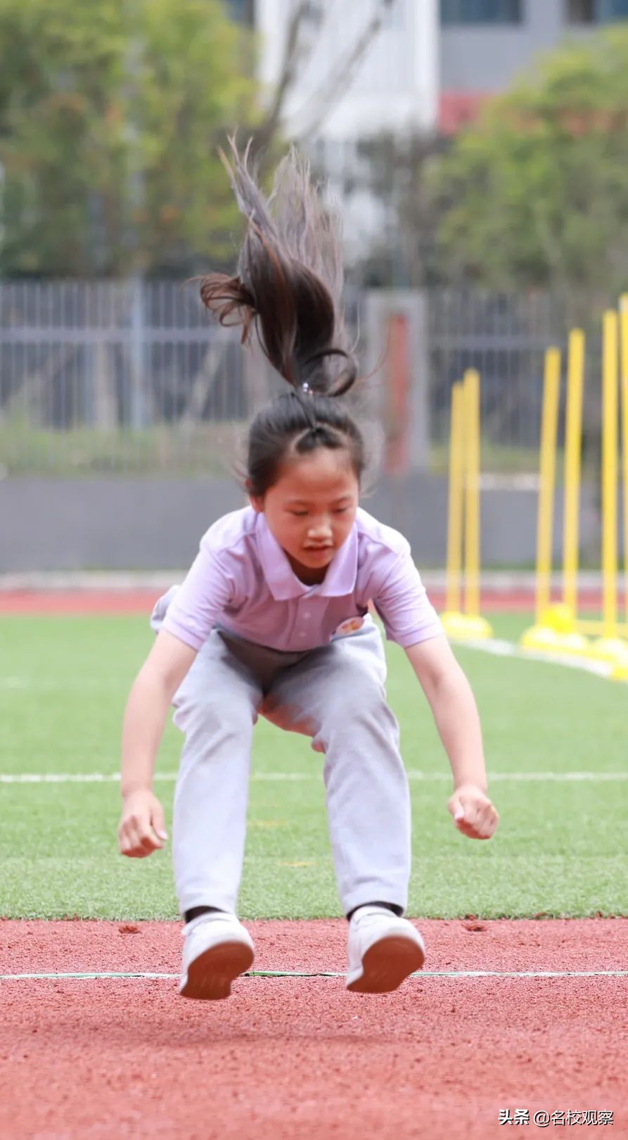 中考立定跳远女生评分标准2022,四年级女生立定跳远如何拿第一名