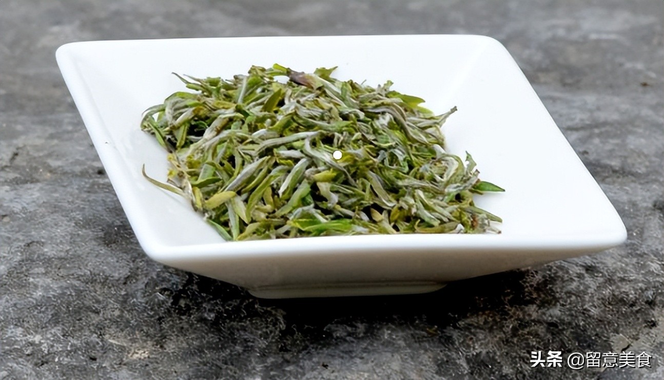 为什么茶叶不能隔夜喝,什么样的茶适合用开水煮