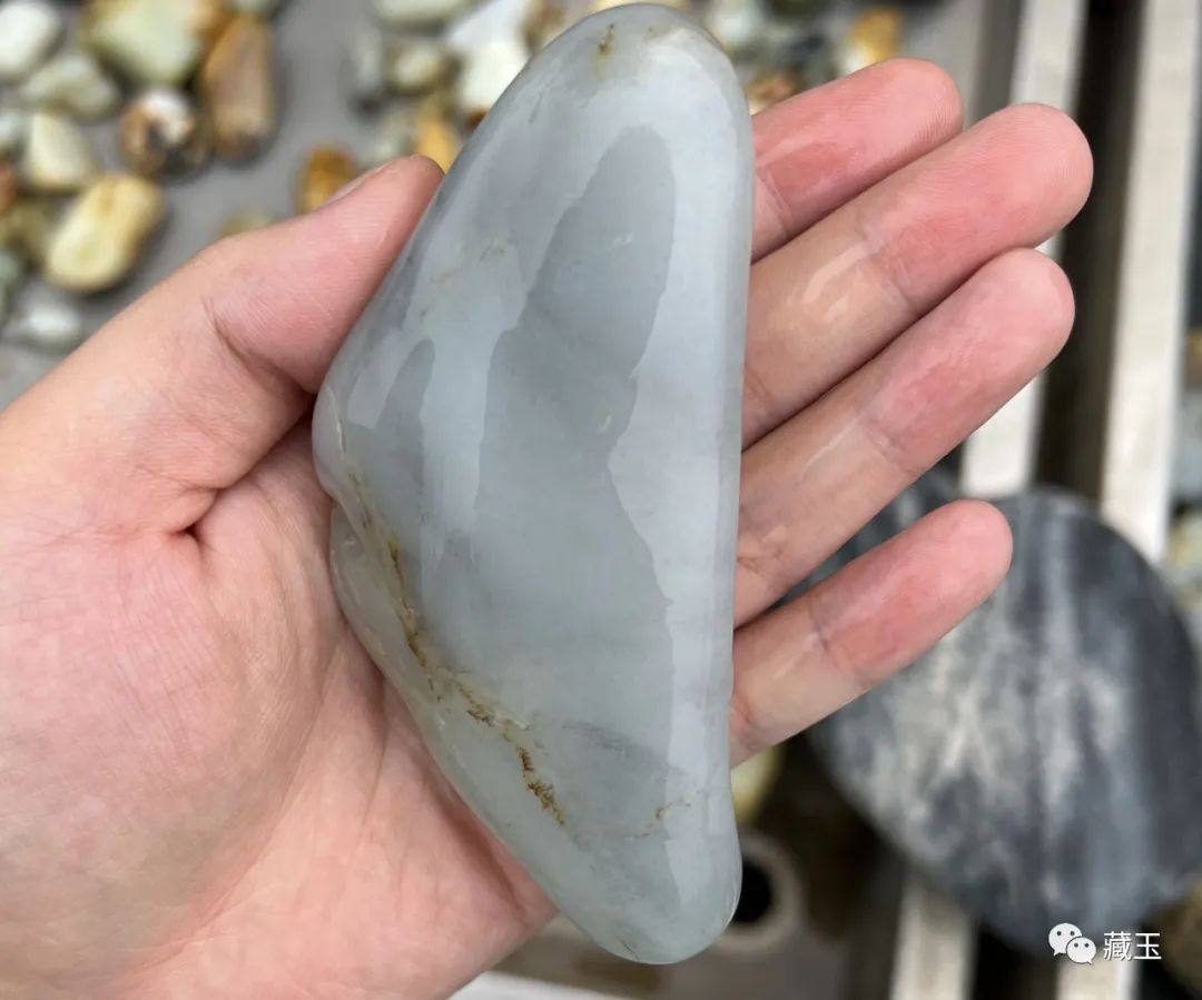 为什么有的和田玉青花特别便宜,和田玉青花什么样的价格高