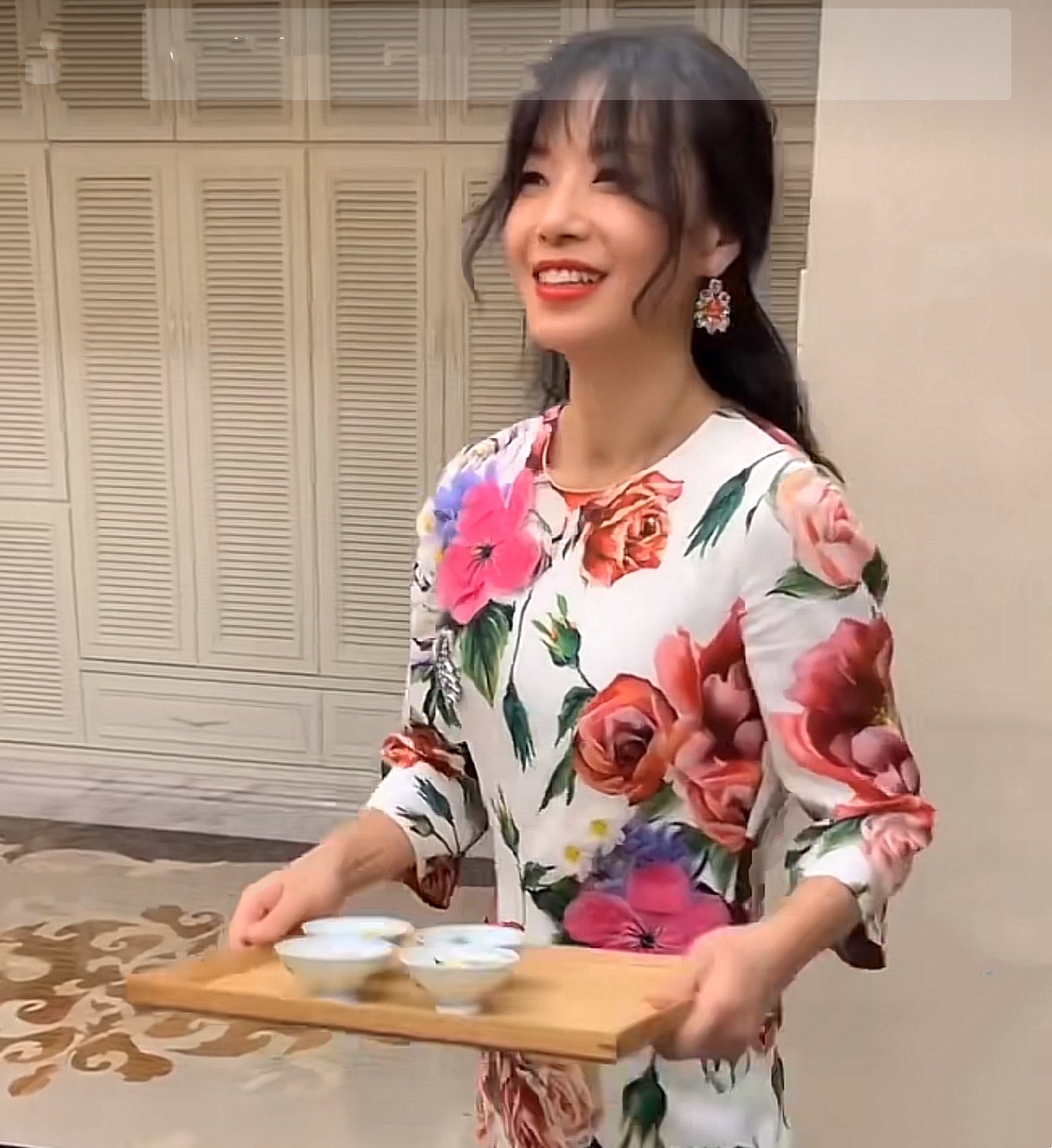 cici888跟赌王三太什么关系,cici是赌王三太陈婉珍的护士吗