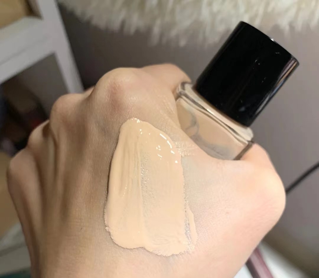 最好用的粉底液排名兰蔻,兰蔻菁纯粉底液和逆龄哪个好用