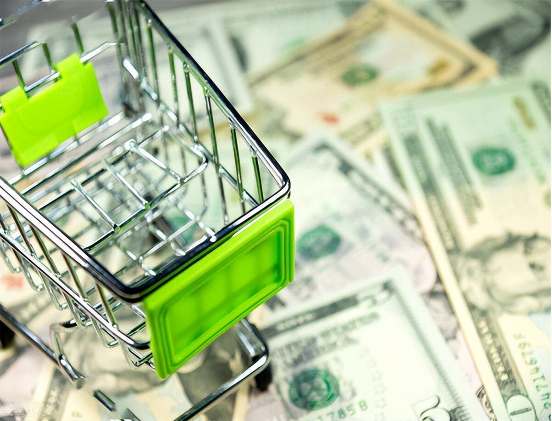 一个巨无霸汉堡在国外卖多少钱,在美国100美元可以买多少个汉堡