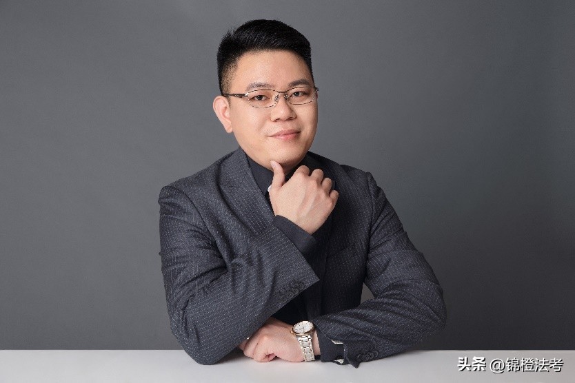 法考民法钟秀勇和张翔哪个好,民法是听张翔的还是钟秀勇的