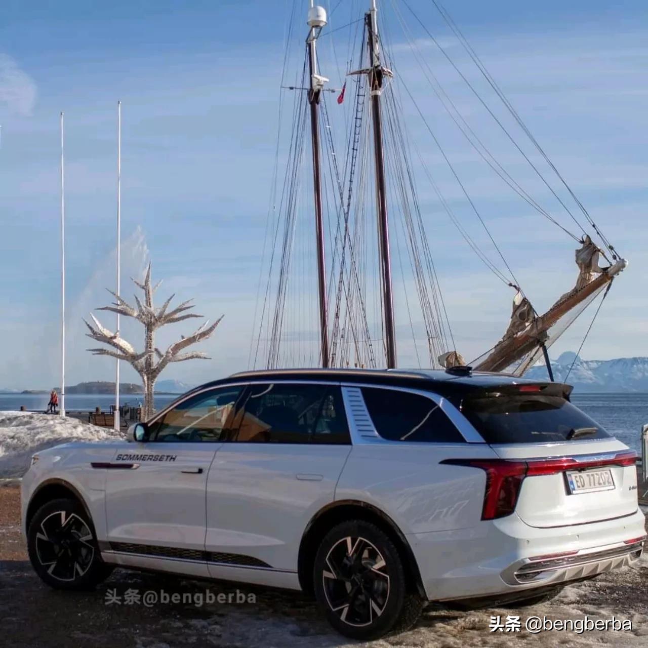 2022新款红旗e-hs9燃油版五座,红旗hs9出口多少钱