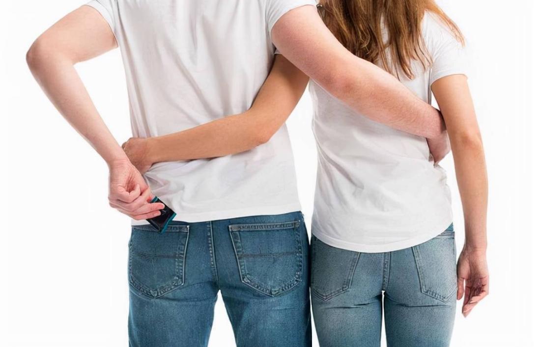 使用安全套,“套”上就完事?6个错误做法,不少男性还没意识到