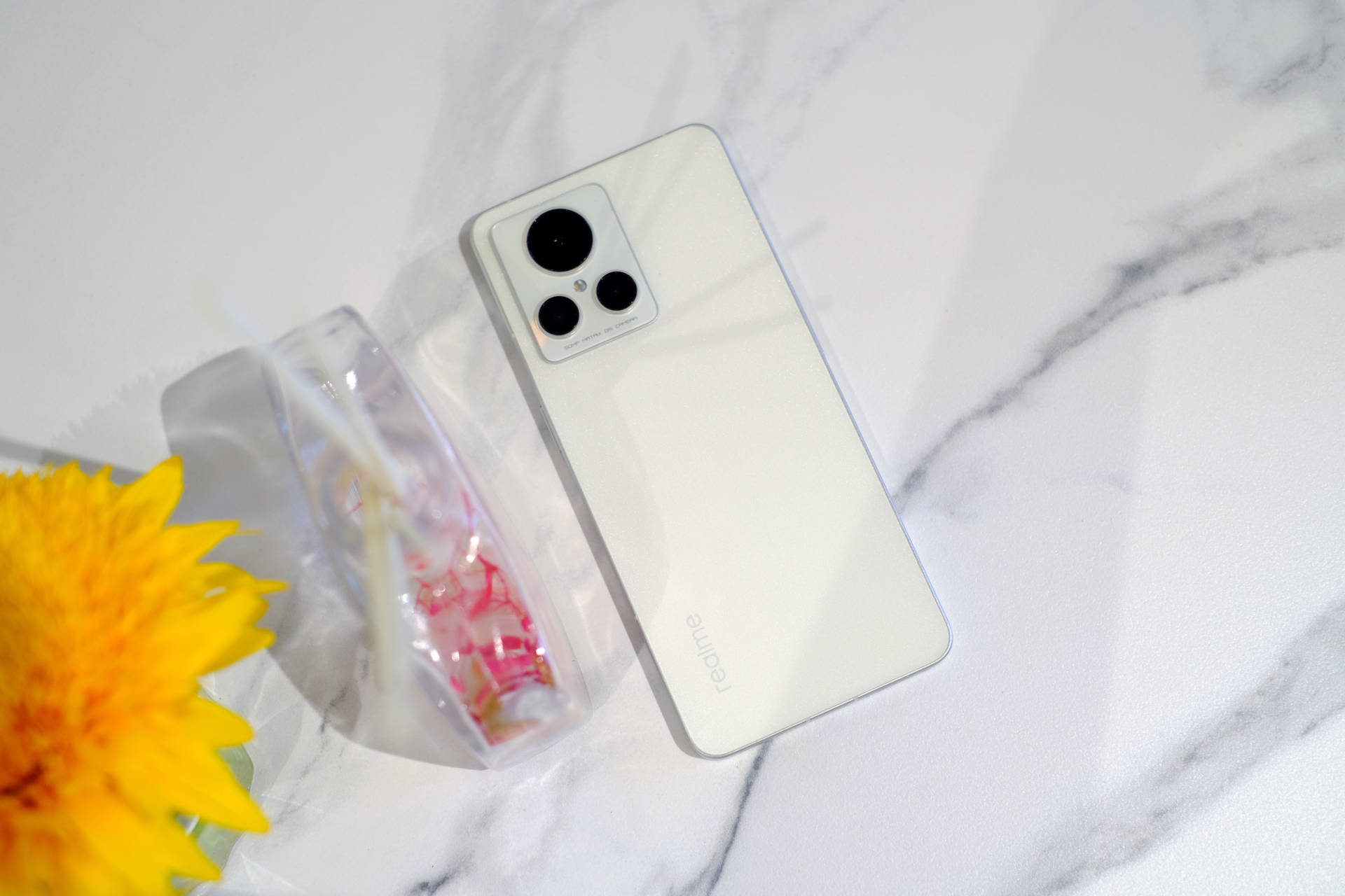 真我gt2大师探索版和上代对比,真我gt2大师探索版评测