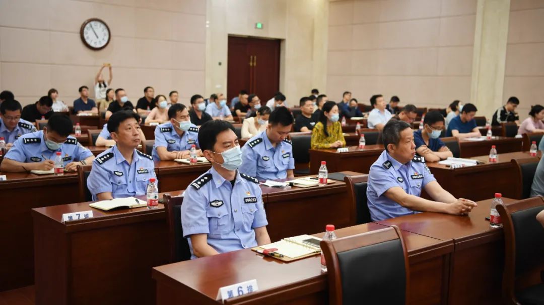 观看最美铁路人感悟,最美铁路人记录在工地上的日子