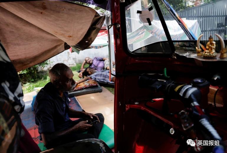 斯里兰卡经济彻底崩溃！燃油告罄全国停摆，粮食短缺，九成人饿着