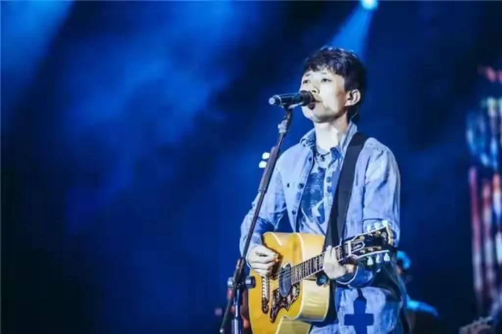 济南赵雷演唱会几点开始,赵雷巡演门票什么时候开售的