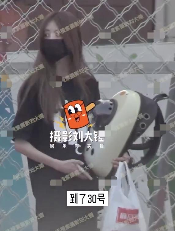 李振宁unine谈恋爱,unine李振宁抖音直播