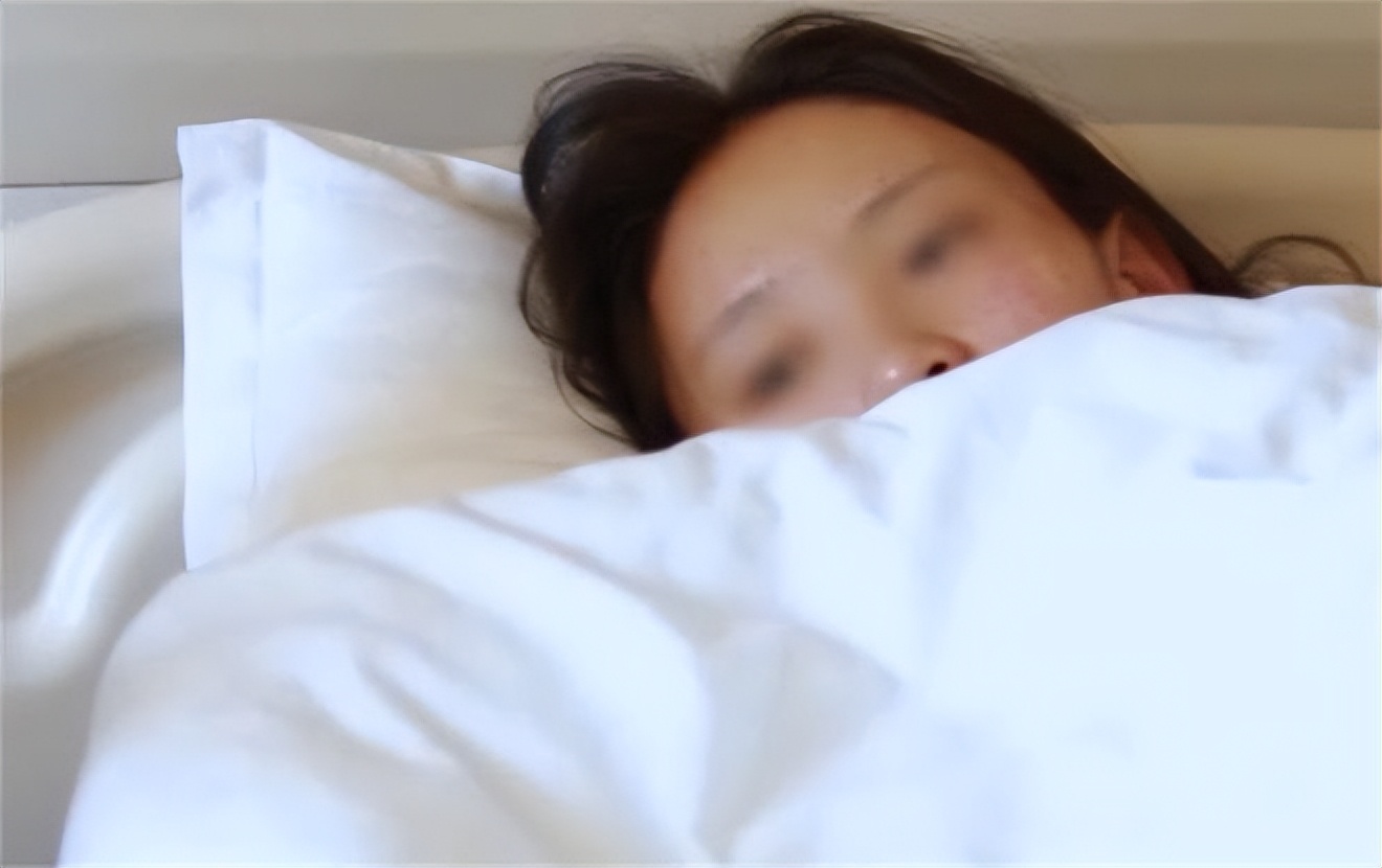 20岁女孩患虫癌死亡,少女患虫癌