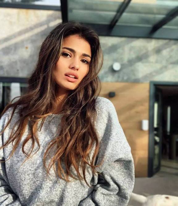 卡塔尔世界杯西班牙太太团来袭,卡塔尔世界杯球星们的豪华太太团