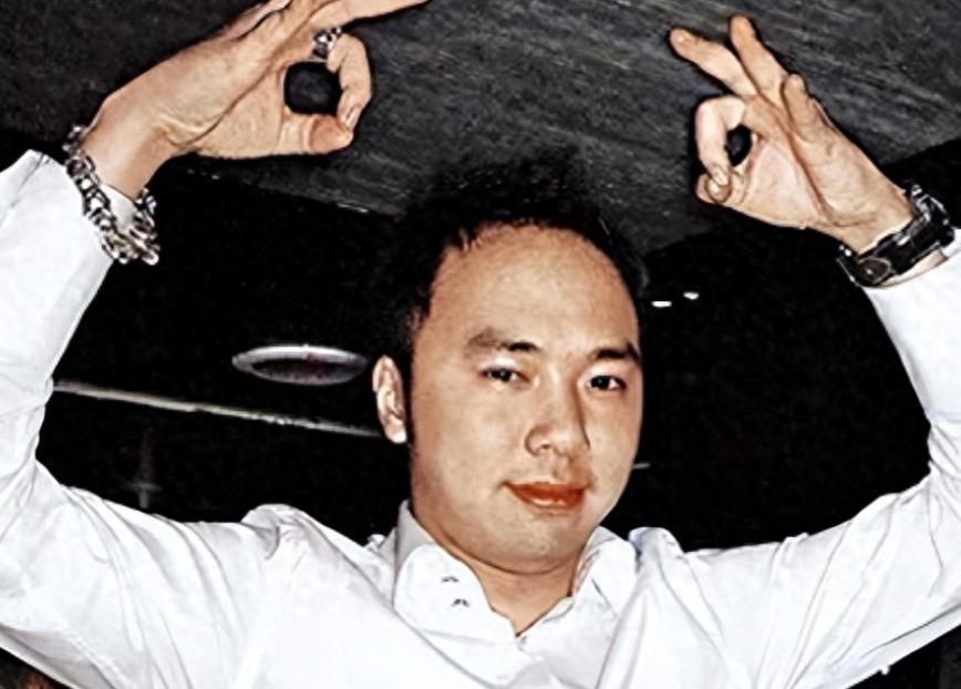 “震惊！60位女艺人被淫棍玷污，入狱后仍肆意嚣张！”