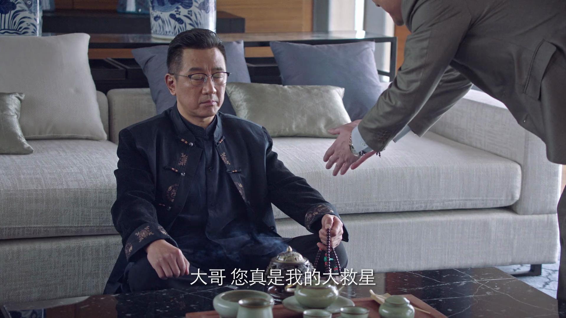 警察看见丁勇岱拔枪,丁勇岱现实遇警察