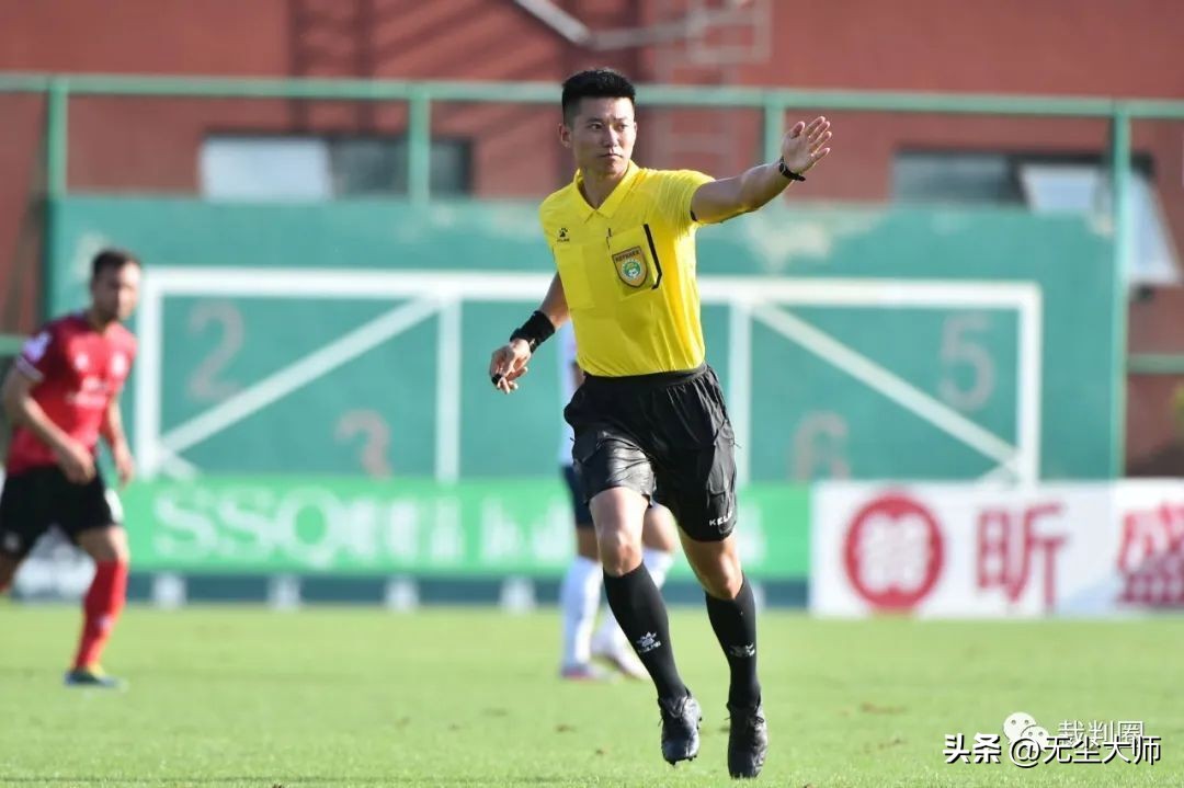 中超裁判吹完最后一场比赛,中甲赛程大连对苏州首发